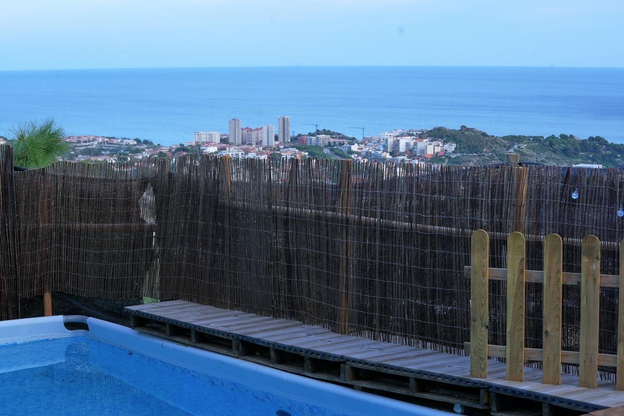 Villa Aaa View Private Terrace Outdoor Heated Hot Tub Family Fun Badalona Exterior foto
